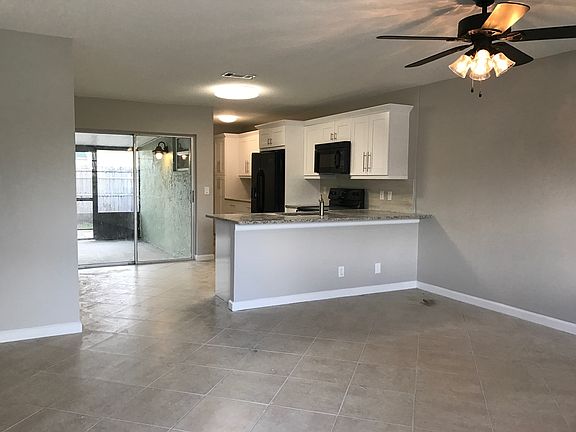 5th image of 4622 Toga Way #1