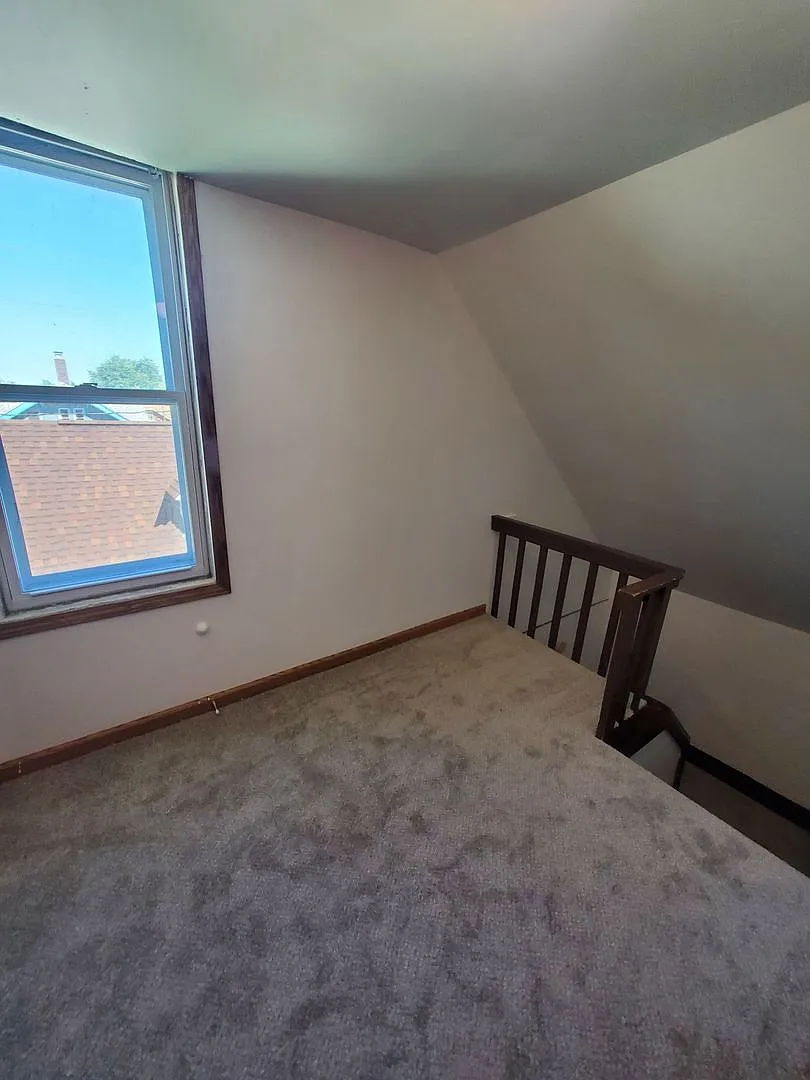 3630 E Plankinton Ave - 6 Unit — Photo 3