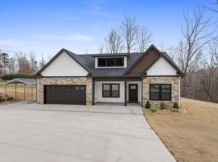 300 Beleshere Dr, Inman, SC 29349