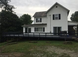 2808 Mud Run Rd SE, New Philadelphia, OH 44663