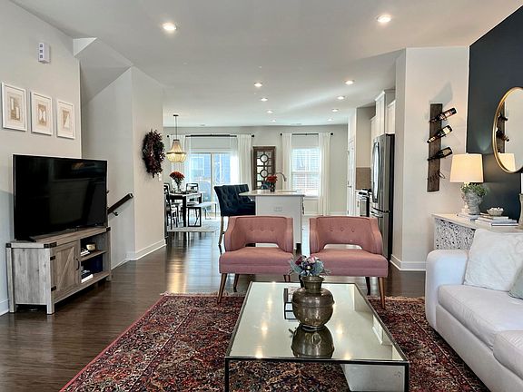 4th image of 1813 Shumard Ln