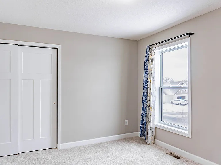 1430 Nutmeg Cir — Photo 35