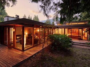 4065 Sunset Blvd, North Vancouver, BC V7R3Y7