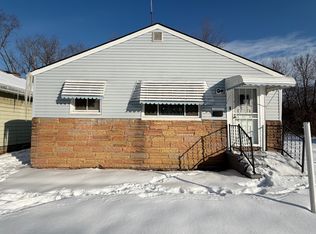 16813 Lipton Ave, Cleveland, OH 44128