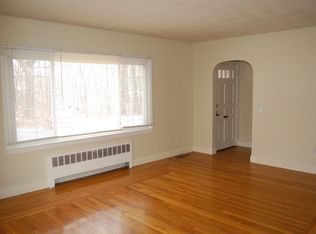 82 Parkside Ave, Pawtucket, RI 02861