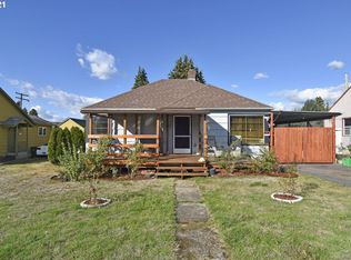 1064 E Taylor Ave, Cottage Grove, OR 97424