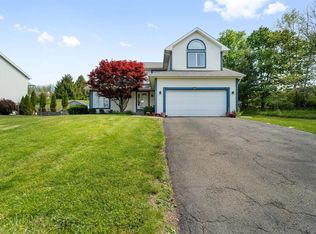 2629 Rustic Ridge Rd, Endicott, NY 13760