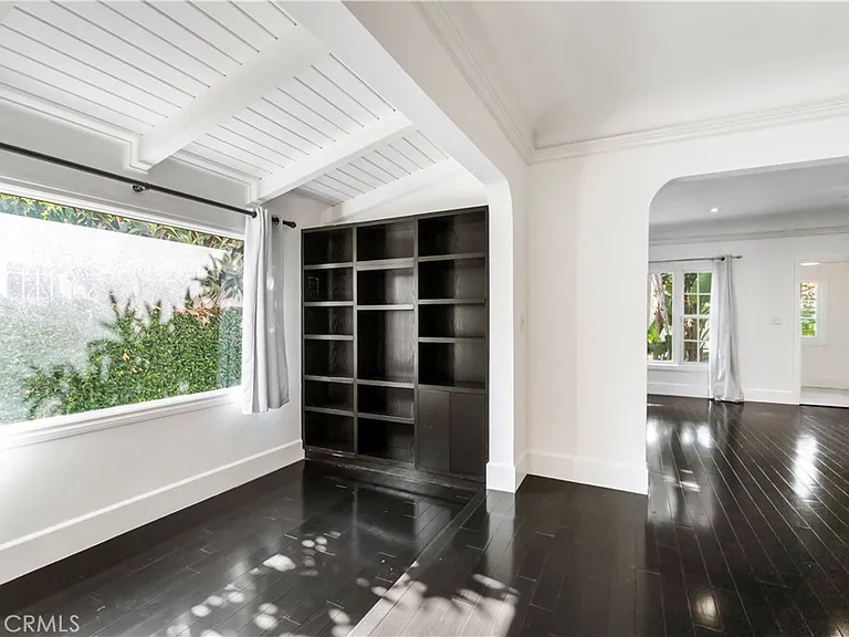 432 S Orange Dr — Photo 11