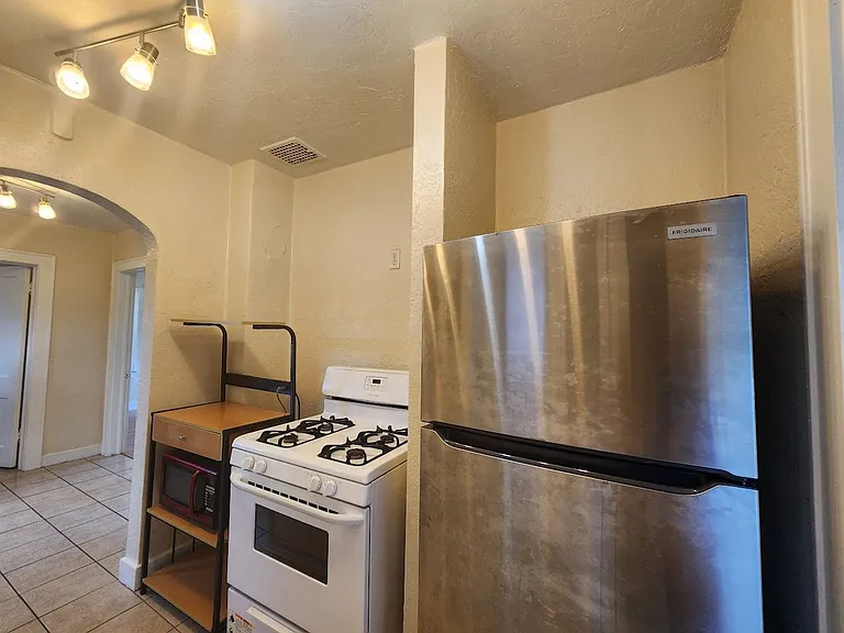 1403 N Miller Blvd — Photo 11