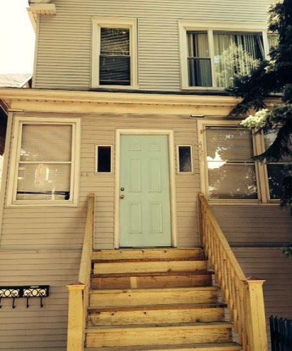 1st image of 4553 N St Louis Ave