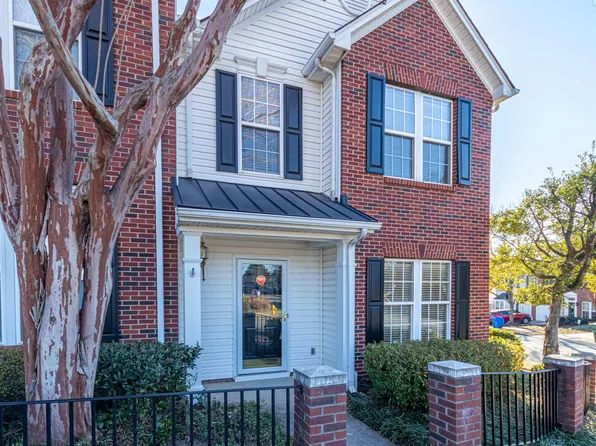 100 Auburn Top Ln, Mauldin, SC 29662