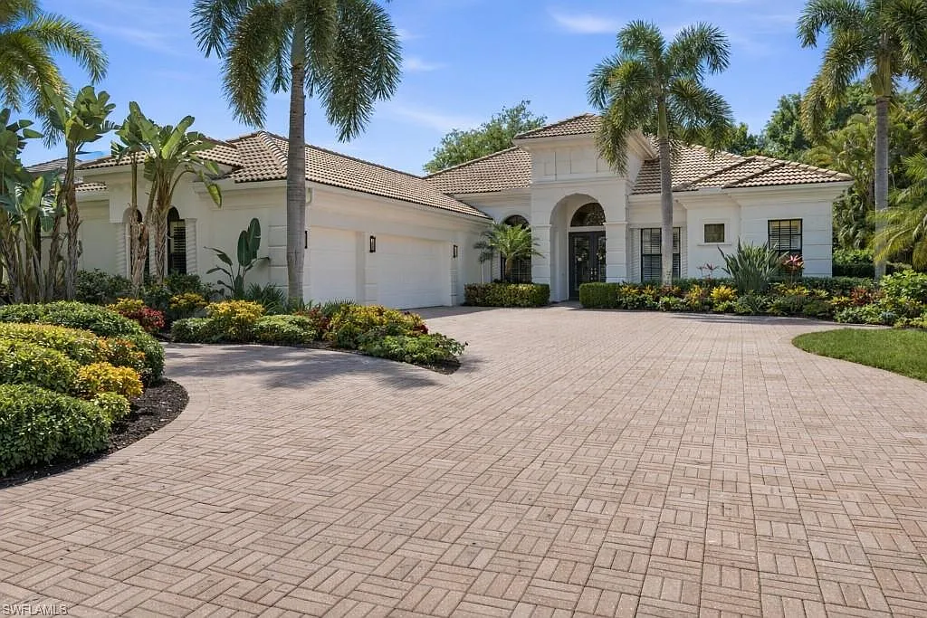 4 bed, 4.0 bath, 3120 sqft, $10,000 — Photo 2