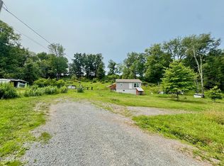 369 Conklin Hill Rd, Damascus, PA 18415