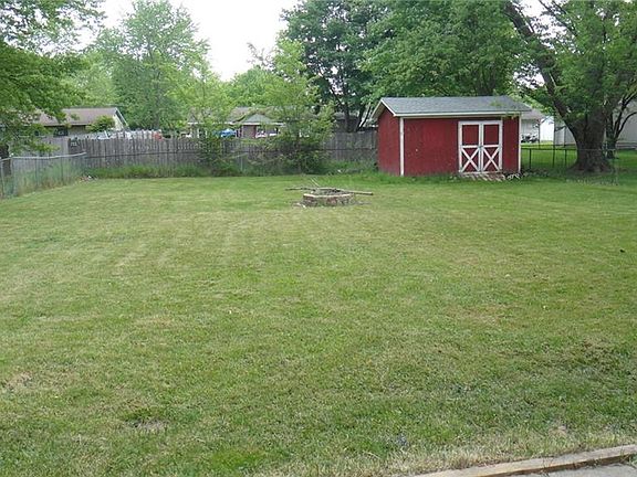 2nd image of 2503 Bainbridge Ave