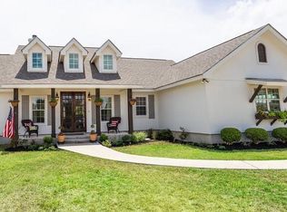 280 Red Rose St, Spring Branch, TX 78070