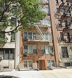 347 East 51st Street in Turtle Bay