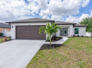 1402 NW 8th Pl, Cape Coral, FL 33993