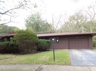19148 Wildwood Ave, Lansing, IL
