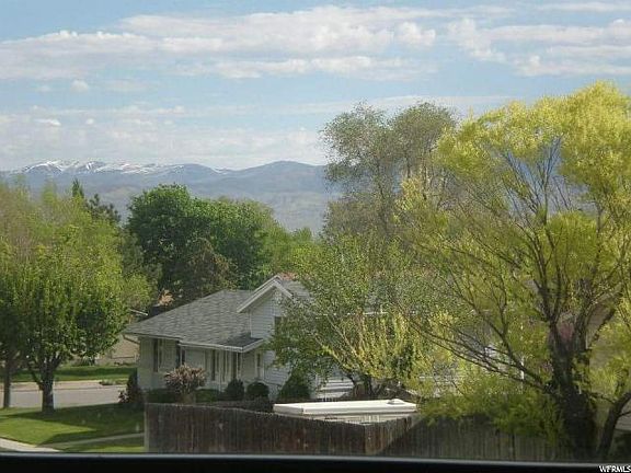 5th image of 2797 W Hazelhurst Dr