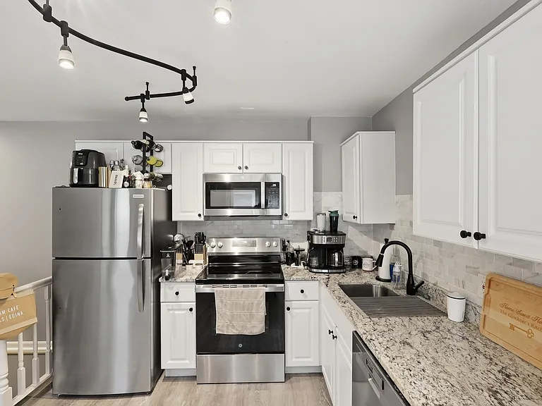 5809 Xerxes Ave S — Photo 10