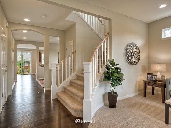 Entry way