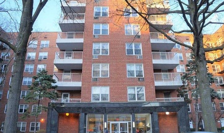 1st image of 42-65 Kissena Blvd APT 601