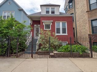 1647 W Foster Ave, Chicago, IL 60640