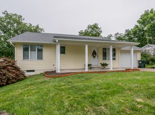 902 7th Street Ter, Boonville, MO 65233
