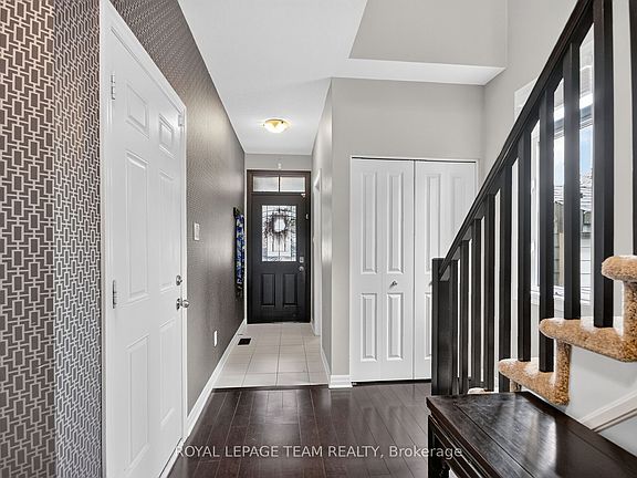3rd image of 111 Hawkeswood Dr