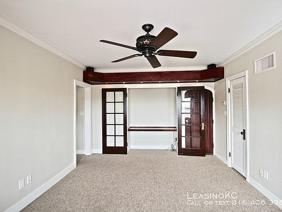 3rd image of 700 W 48th St APT 301