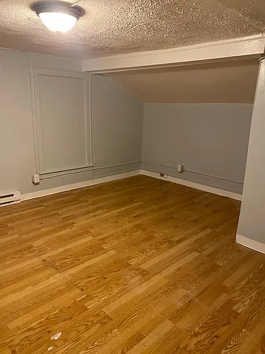 910 Park St #3 Photo 1