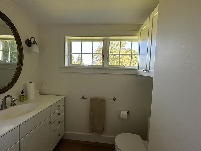441 W Shore Rd — Photo 15