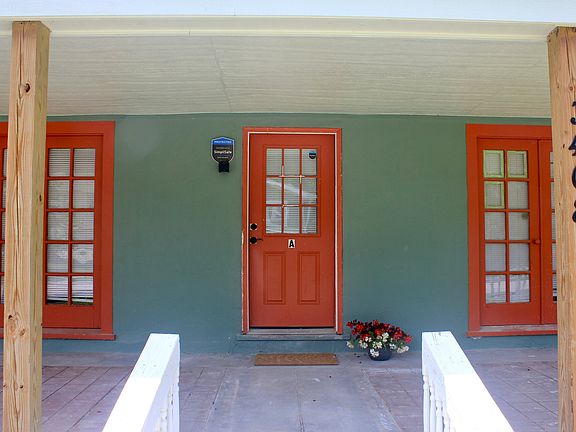 2nd image of 3408 Winthrop Ave