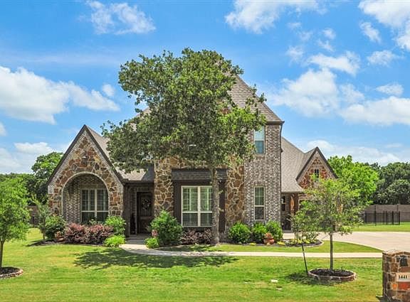 4th image of 1441 Valley Crest Ct