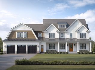 38 Cervelli Farm Dr, Hanover, MA 02339