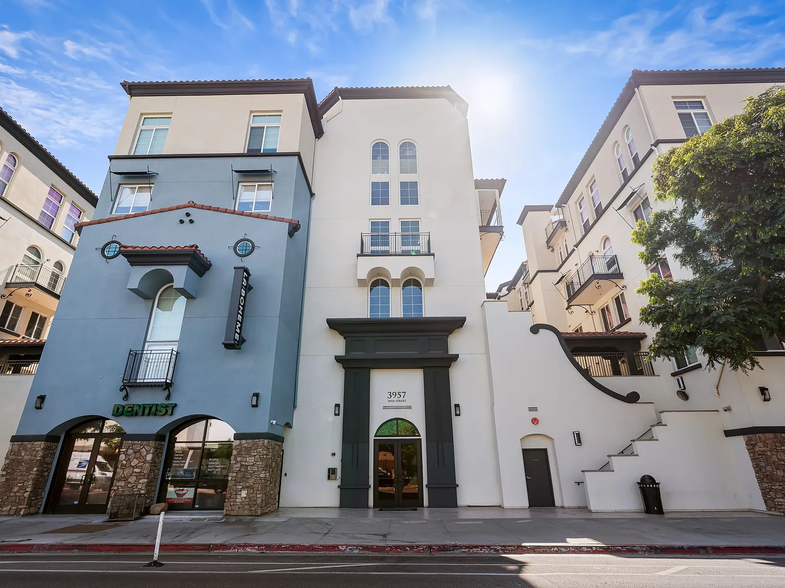 2 bed, 1108 sqft, $4,000 — Photo 1