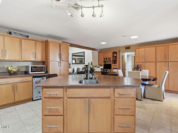 4th image of 716 Wakefield Ct