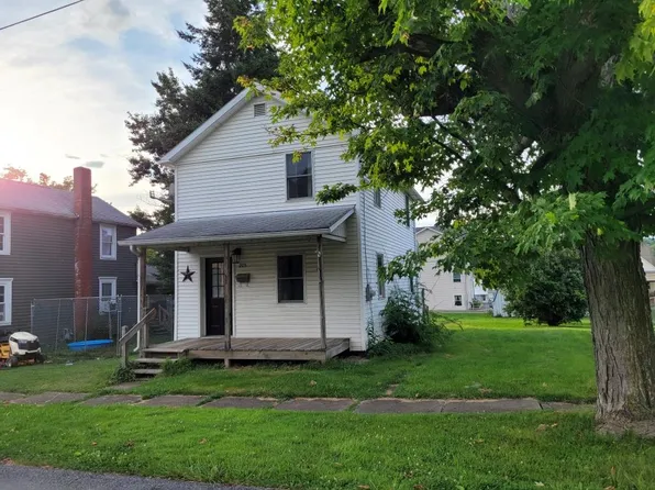 205 South St, New Bethlehem, PA 16242