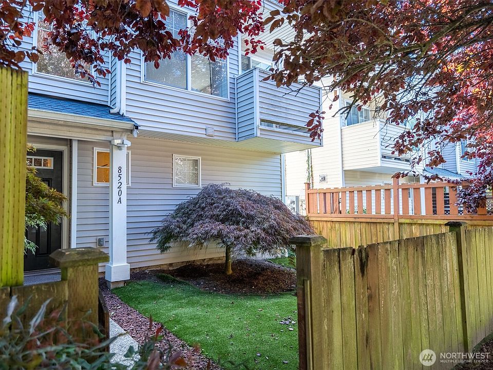 1st image of 8520 Midvale Avenue N #A