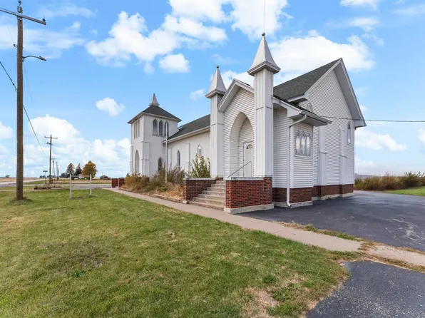 2406 170th Ave, Aledo, IL 61231