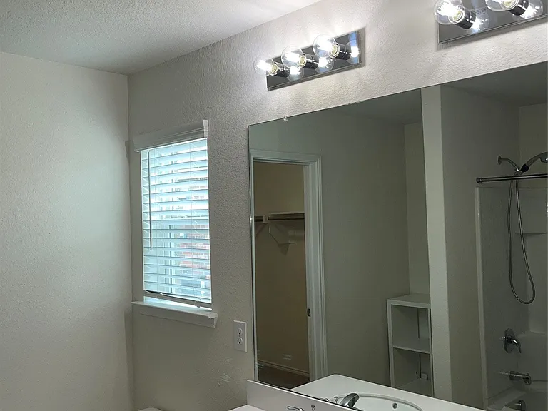 138 Waxberry Dr — Photo 12