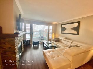 223 Mountain Hwy #PENTHOUSE 11, North Vancouver, BC V7J 3V3