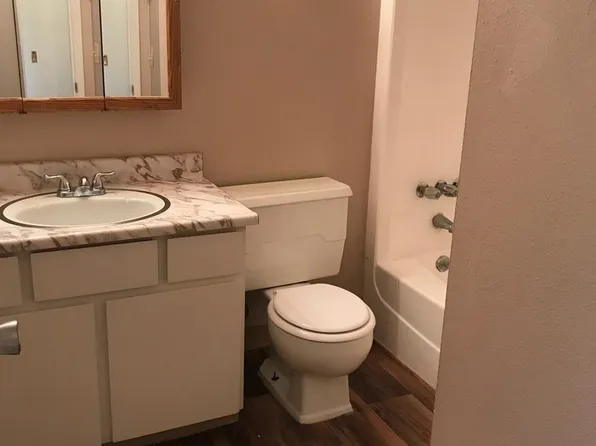 Centralian Apartments Centralia, WA, 1405 Lewis St #13, Centralia, WA 98531