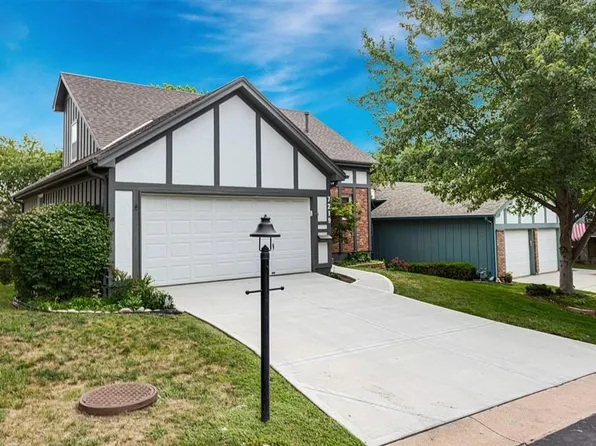 7219 Mastin St, Merriam, KS 66203