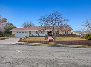 38549 Desert View Dr, Palmdale, CA 93551