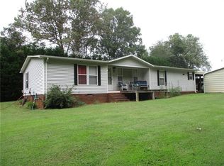 5460 Nc Hwy 90 None E, Hiddenite, NC 28636