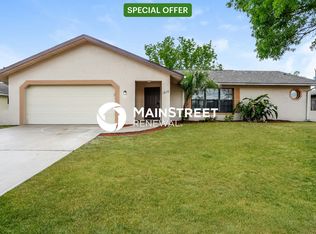 1418 SE 22nd St, Cape Coral, FL 33990