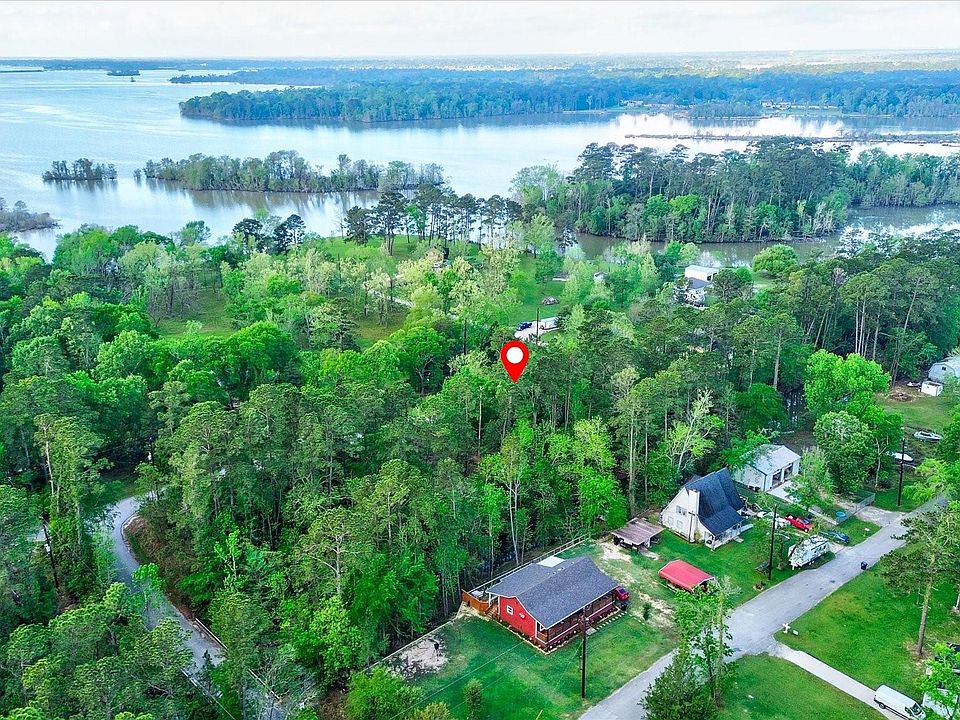 1st image of 1412 W Lake Dr