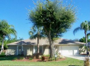 221 Channing Ct, Naples, FL 34110