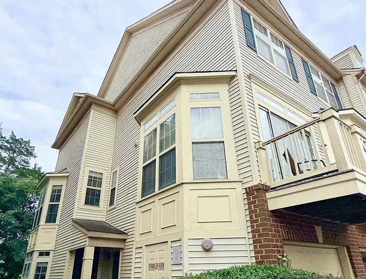 21146 Domain Ter — Photo 11